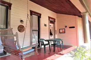 323 Franklin St, Slippery Rock, PA 16057 - Photo 4