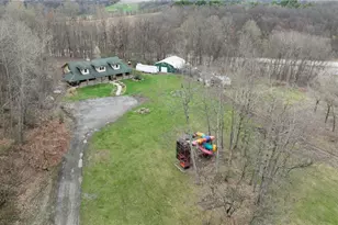 201 Sherwood Dr, New Galilee, PA 16141 - Photo 2