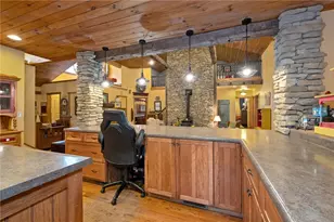 201 Sherwood Dr, New Galilee, PA 16141 - Photo 14