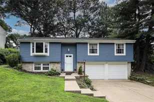 577 Surfside Dr, Pittsburgh, PA 15239 - Photo 1