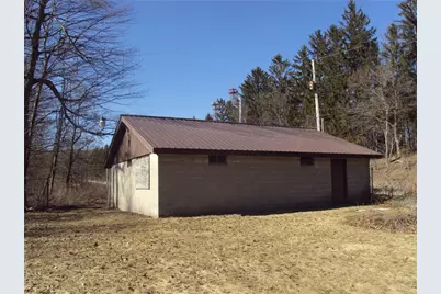 241 Lincoln Hwy, Jenner Township, PA 15531 - Photo 6