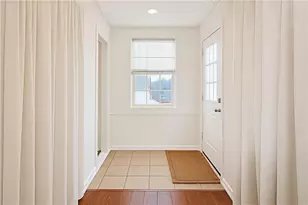 4022 Lydia St, Pittsburgh, PA 15207 - Photo 2