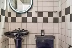 112 Washington Pl, Downtown Pgh, PA 15219 - Photo 8