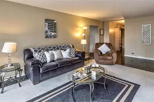 112 Washington Pl, Downtown Pgh, PA 15219 - Photo 16