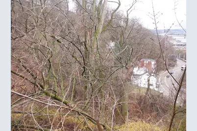 3,9,15,18 Roanoke St, Pittsburgh, PA 15203 - Photo 4