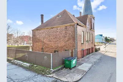 301 Larimer Ave, Lincoln Larimer, PA 15206 - Photo 4