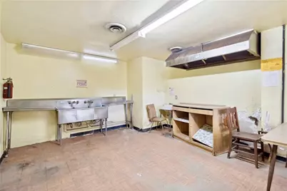 301 Larimer Ave, Lincoln Larimer, PA 15206 - Photo 24