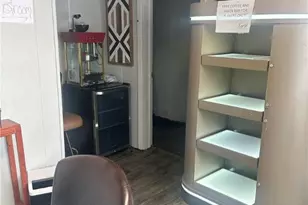 403 E 2nd Ave, Tarentum, PA 15084 - Photo 6