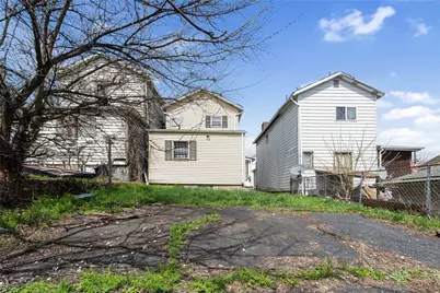 2802 Stewart St, McKeesport, PA 15132 - Photo 4