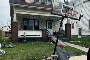 113 Richlieu Ave, New Castle, PA 16101 - Photo 1