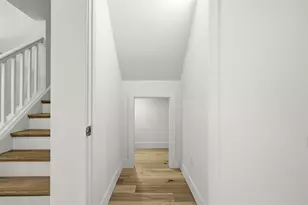 207 Green St, Pittsburgh, PA 15221 - Photo 8