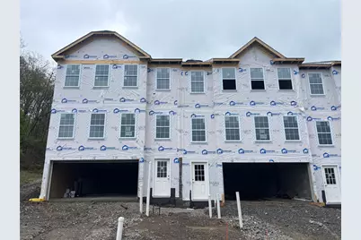 2204 Canterbury Drive, Imperial, PA 15126 - Photo 2