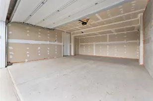 2204 Canterbury Dr, Imperial, PA 15126 - Photo 4