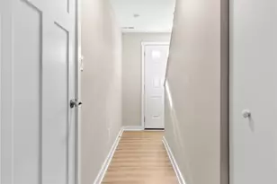 2204 Canterbury Dr, Imperial, PA 15126 - Photo 6