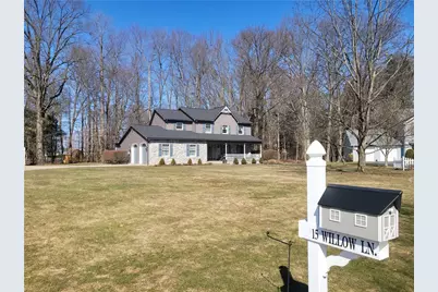 15 Willow Ln, Pine Township, PA 16127 - Photo 2