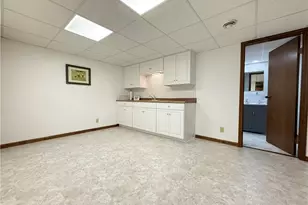 240 Hamburg Rd, Hempfield Township, PA 16125 - Photo 36