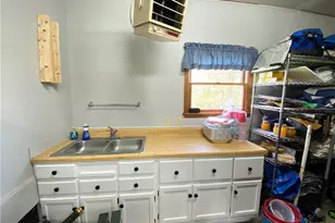 240 Hamburg Rd, Hempfield Township, PA 16125 - Photo 18