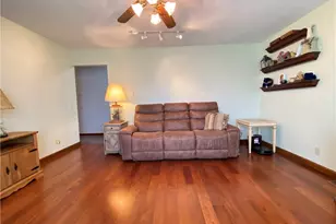 240 Hamburg Rd, Hempfield Township, PA 16125 - Photo 20