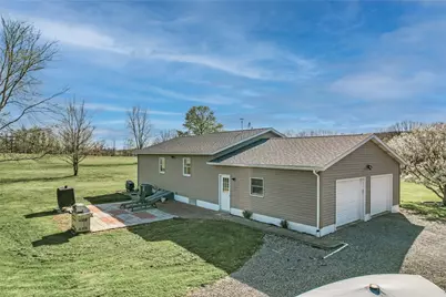 240 Hamburg Road, Hempfield Township, PA 16125 - Photo 12