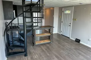 170 Henderson St, Pittsburgh, PA 15212 - Photo 8