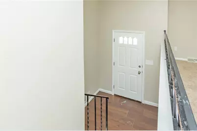 1004 McAllister Dr, Pittsburgh, PA 15068 - Photo 8