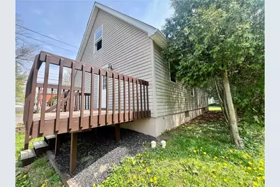 402 W Poplar Street, Grove City Boro, PA 16127 - Photo 4