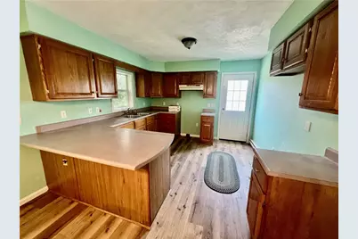 402 W Poplar Street, Grove City Boro, PA 16127 - Photo 6