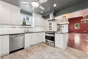 3302 Crestview Dr, North Versailles, PA 15137 - Photo 4