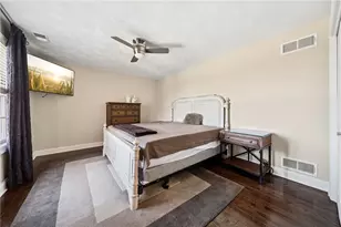 1043 Blackthorne Dr, Penn Twp, PA 15644 - Photo 32