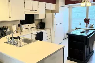 116 Antler Hollow Ct, Cranberry Township, PA 16066 - Photo 4