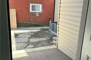 6621 Tennis St, Lincoln Larimer, PA 15206 - Photo 2