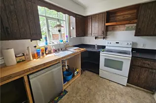 256 Duff Rd, Pittsburgh, PA 15235 - Photo 8