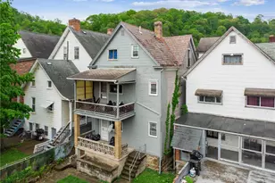 425 Agatha, Pitcairn, PA 15140 - Photo 32