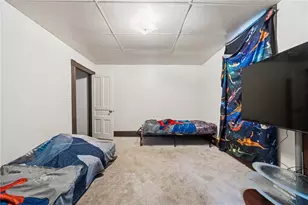 425 Agatha, Pitcairn, PA 15140 - Photo 18