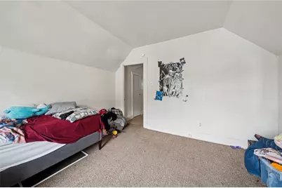 425 Agatha, Pitcairn, PA 15140 - Photo 22