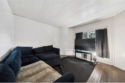 425 Agatha, Pitcairn, PA 15140 - Photo 12