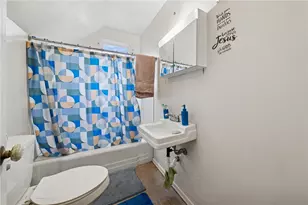 425 Agatha, Pitcairn, PA 15140 - Photo 20