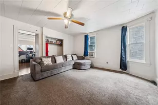 425 Agatha, Pitcairn, PA 15140 - Photo 6