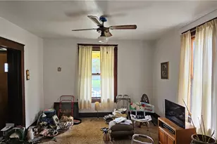 417 Uber St, New Castle, PA 16101 - Photo 6