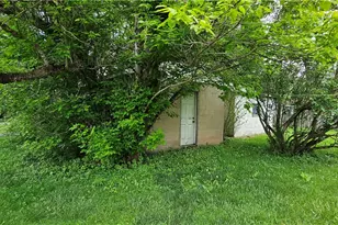 417 Uber St, New Castle, PA 16101 - Photo 38