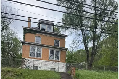 1426 Blackadore Ave, Pittsburgh, PA 15235 - Photo 1
