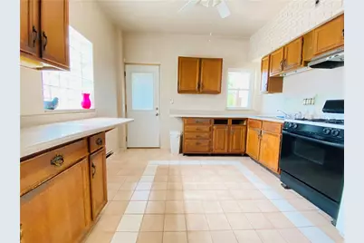 811 Farragut St, Pittsburgh, PA 15206 - Photo 12