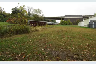 203 E Madison Ave, New Castle, PA 16102 - Photo 4