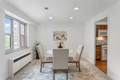 4601 Fifth #327, Pittsburgh, PA 15213 - Photo 8