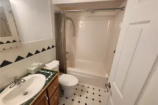 7 Hiland Valley Dr, Ross Twp, PA 15229 - Photo 14