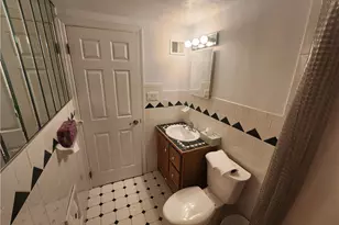 7 Hiland Valley Dr, Ross Twp, PA 15229 - Photo 16