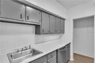 2832 Clermont Ave, Pittsburgh, PA 15227 - Photo 6