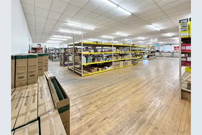 218 Old Youngstown Rd, Union Township, PA 16101 - Photo 12