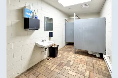 218 Old Youngstown Rd, Union Township, PA 16101 - Photo 14