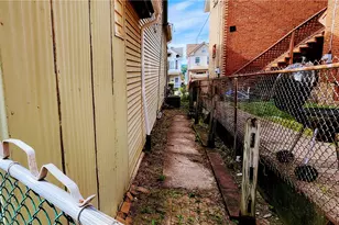 816 E 11th Ave, Munhall, PA 15120 - Photo 30